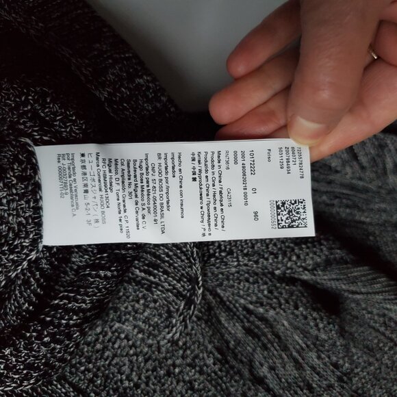 Women's HUGO BOSS Pullover Knit Sweater Crew Neck Viscose & Cotton Size Medium - Picture 7 of 9